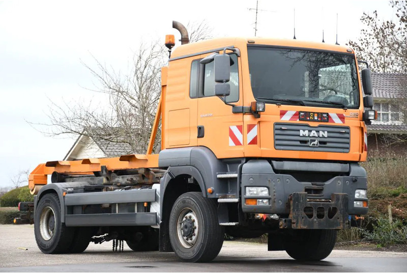 MAN TGA 18.350 4X4 BL HAAKARM/HOOKLIFT/ABROLLER!!KOMMUNAL!! - Крюковой мультилифт: фото 1 MAN TGA 18.350 4X4 BL HAAKARM/HOOKLIFT/ABROLLER!!KOMMUNAL!! - Крюковой мультилифт: фото 1