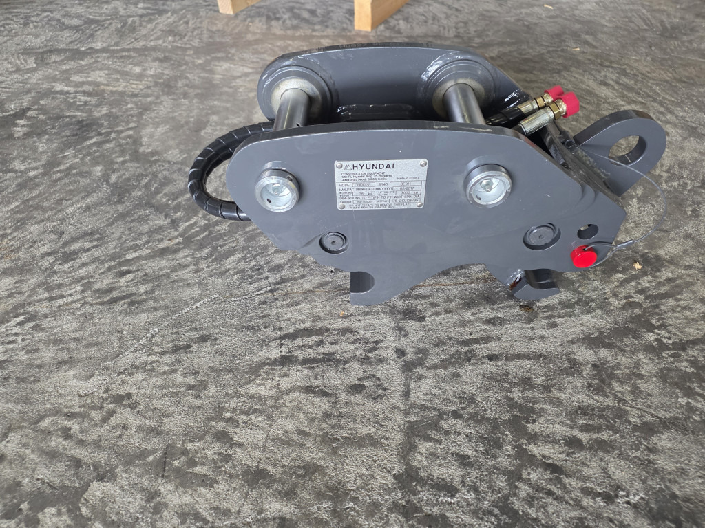 Case 32MK-95120CG - 31MK-90210CG - Сцепное устройство для Строительной техники: фото 4 Case 32MK-95120CG - 31MK-90210CG - Сцепное устройство для Строительной техники: фото 4