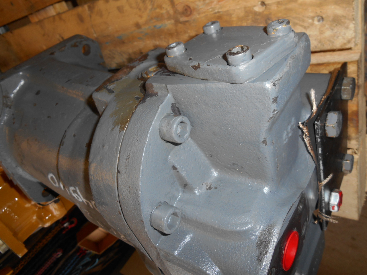 Hitachi 9077555 - - Гидравлический насос для Строительной техники: фото 3 Hitachi 9077555 - - Гидравлический насос для Строительной техники: фото 3