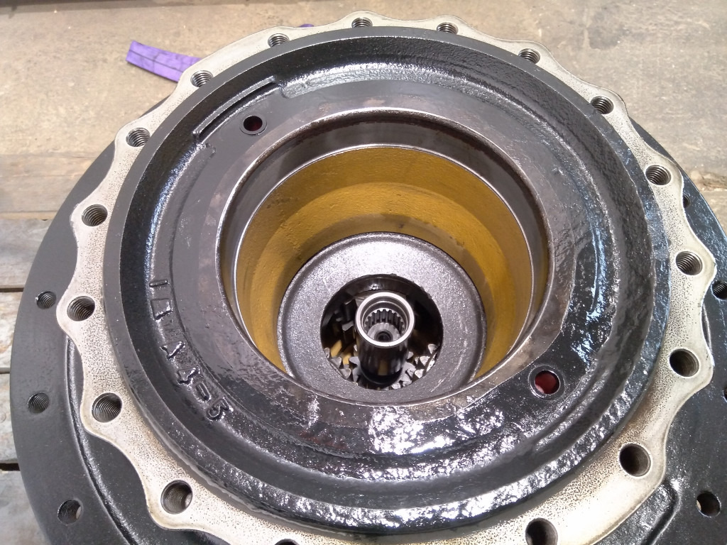 Komatsu 206-27-00020 - Бортовой редуктор для Строительной техники: фото 3 Komatsu 206-27-00020 - Бортовой редуктор для Строительной техники: фото 3