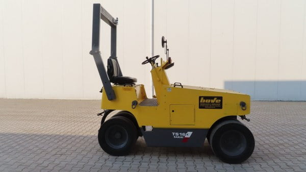Sakai TS 160 - Пневмоколесный каток: фото 1 Sakai TS 160 - Пневмоколесный каток: фото 1