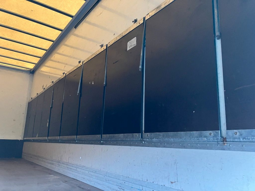 Сменный кузов - фургон Spier Wechselbrücke Koffer: фото 13 Сменный кузов - фургон Spier Wechselbrücke Koffer: фото 13