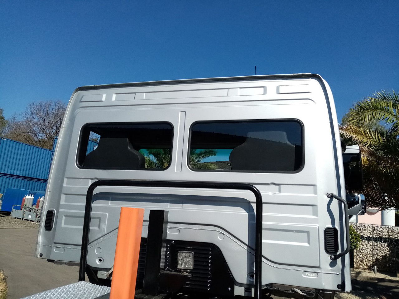 Mercedes-Benz Kamag/ Wiesel/ WBH/KB3708 - Грузовик-контейнеровоз/ Сменный кузов: фото 2 Mercedes-Benz Kamag/ Wiesel/ WBH/KB3708 - Грузовик-контейнеровоз/ Сменный кузов: фото 2