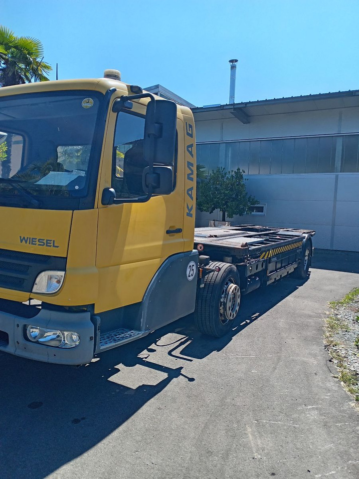 Mercedes-Benz Kamag / Wiesel / WBH25 / KB3237 - Грузовик-контейнеровоз/ Сменный кузов: фото 2 Mercedes-Benz Kamag / Wiesel / WBH25 / KB3237 - Грузовик-контейнеровоз/ Сменный кузов: фото 2