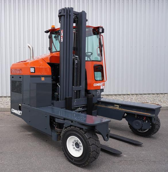 Combilift C5000XL - Четырехсторонний погрузчик: фото 2 Combilift C5000XL - Четырехсторонний погрузчик: фото 2