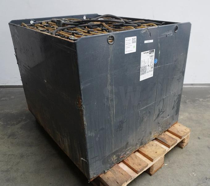 GRUMA 80 Volt 5 PzS 775 Ah - Аккумулятор: фото 1 GRUMA 80 Volt 5 PzS 775 Ah - Аккумулятор: фото 1