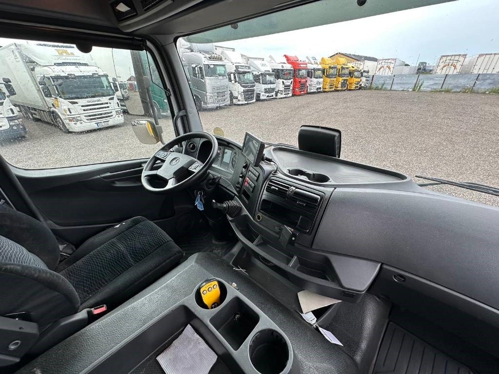 Mercedes-Benz Atego 1524 serie nr 7995 - Грузовик с закрытым кузовом: фото 5 Mercedes-Benz Atego 1524 serie nr 7995 - Грузовик с закрытым кузовом: фото 5
