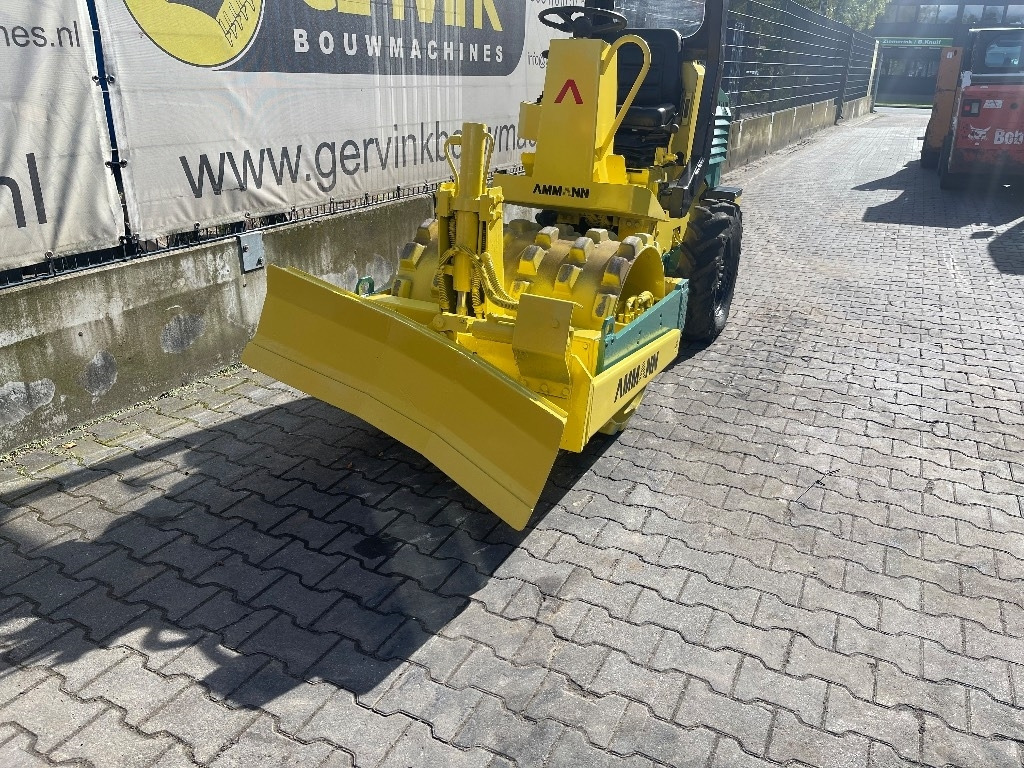 Ammann Ramax RW 1800 - Комбинированный каток: фото 3 Ammann Ramax RW 1800 - Комбинированный каток: фото 3
