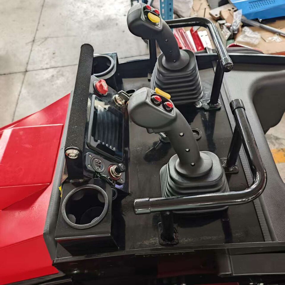 QINGDAO PROMISING Compact Track Loader Model T1000 - Мини-погрузчик с бортовым поворотом: фото 5 QINGDAO PROMISING Compact Track Loader Model T1000 - Мини-погрузчик с бортовым поворотом: фото 5