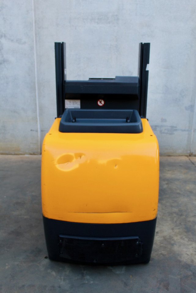 Jungheinrich EKS 110 Z 100 E - Сборщик заказов: фото 5 Jungheinrich EKS 110 Z 100 E - Сборщик заказов: фото 5