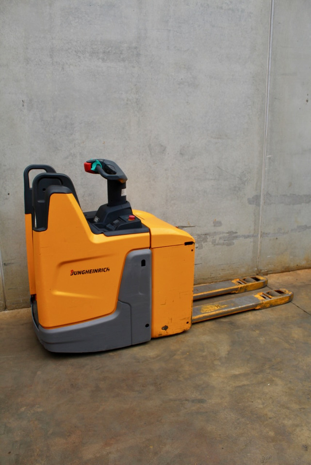 Jungheinrich ERE 120 LI-ION - Тележка: фото 3 Jungheinrich ERE 120 LI-ION - Тележка: фото 3