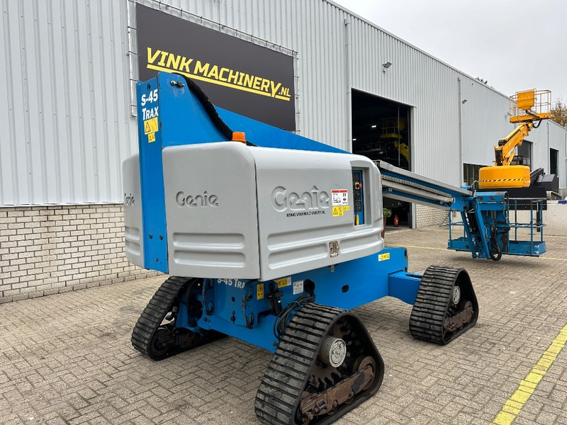 Телескопический подъемник Genie S 45 Trax: фото 6