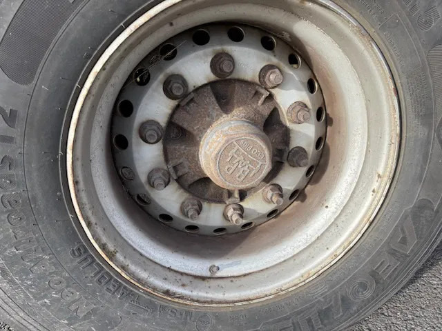 Полуприцеп-фургон Tracon TRAILERS 2-axle closed box Tridec steering taillift 2 ton: фото 18