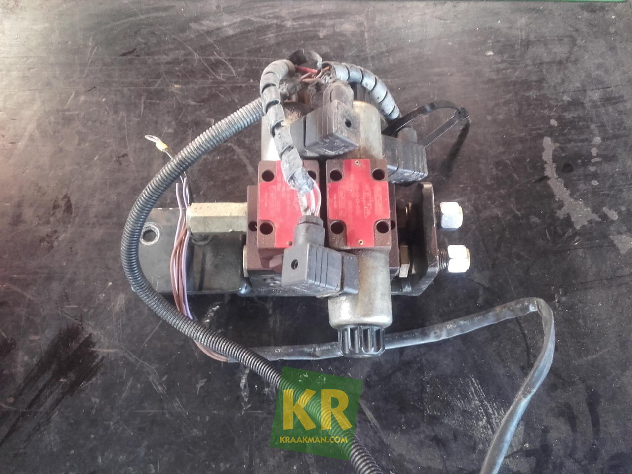 1100 Controller John Deere - Система навигации для Тракторов: фото 4 1100 Controller John Deere - Система навигации для Тракторов: фото 4