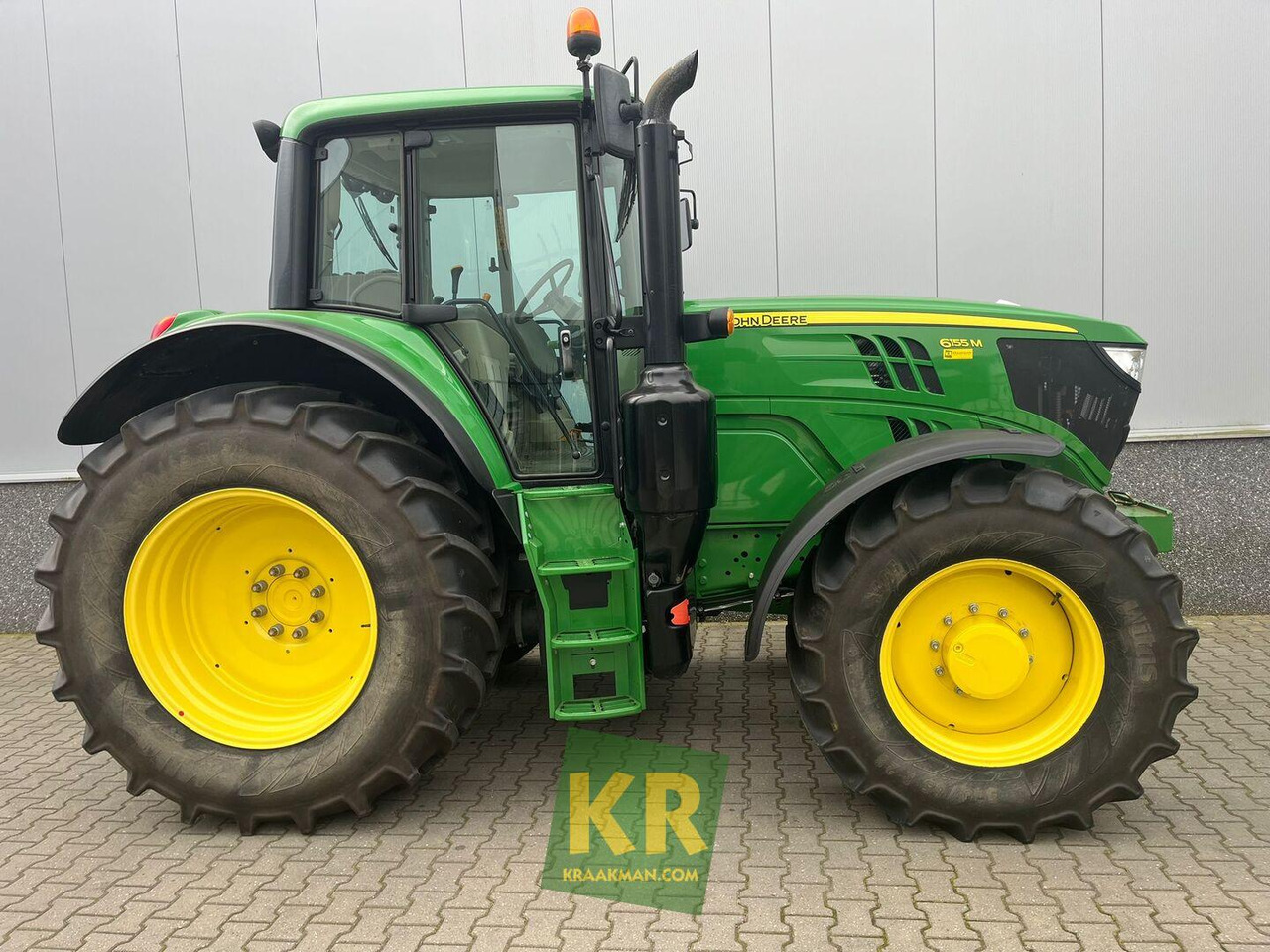 Трактор 6155M John Deere: фото 8