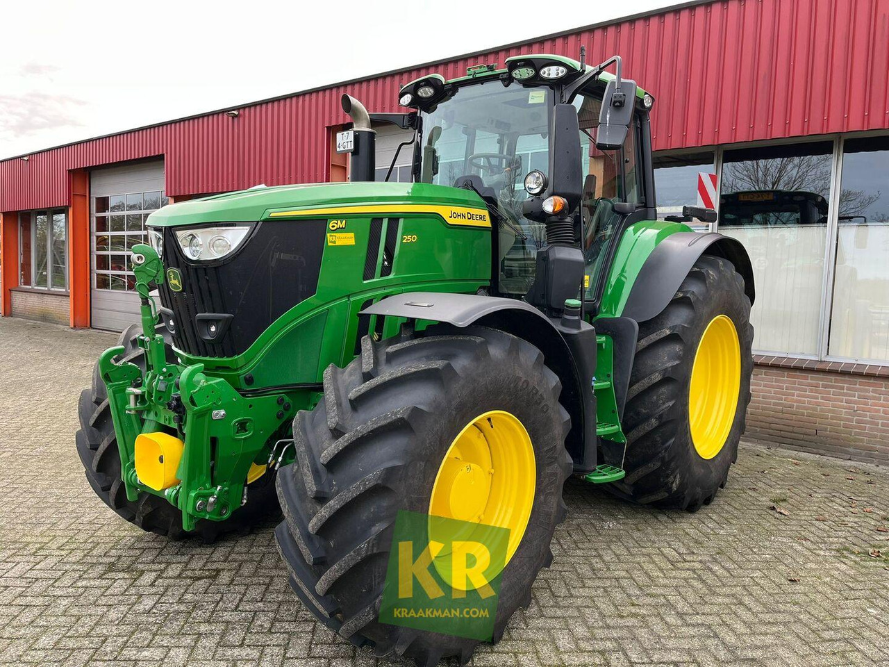 6M 250 John Deere - Трактор: фото 2 6M 250 John Deere - Трактор: фото 2