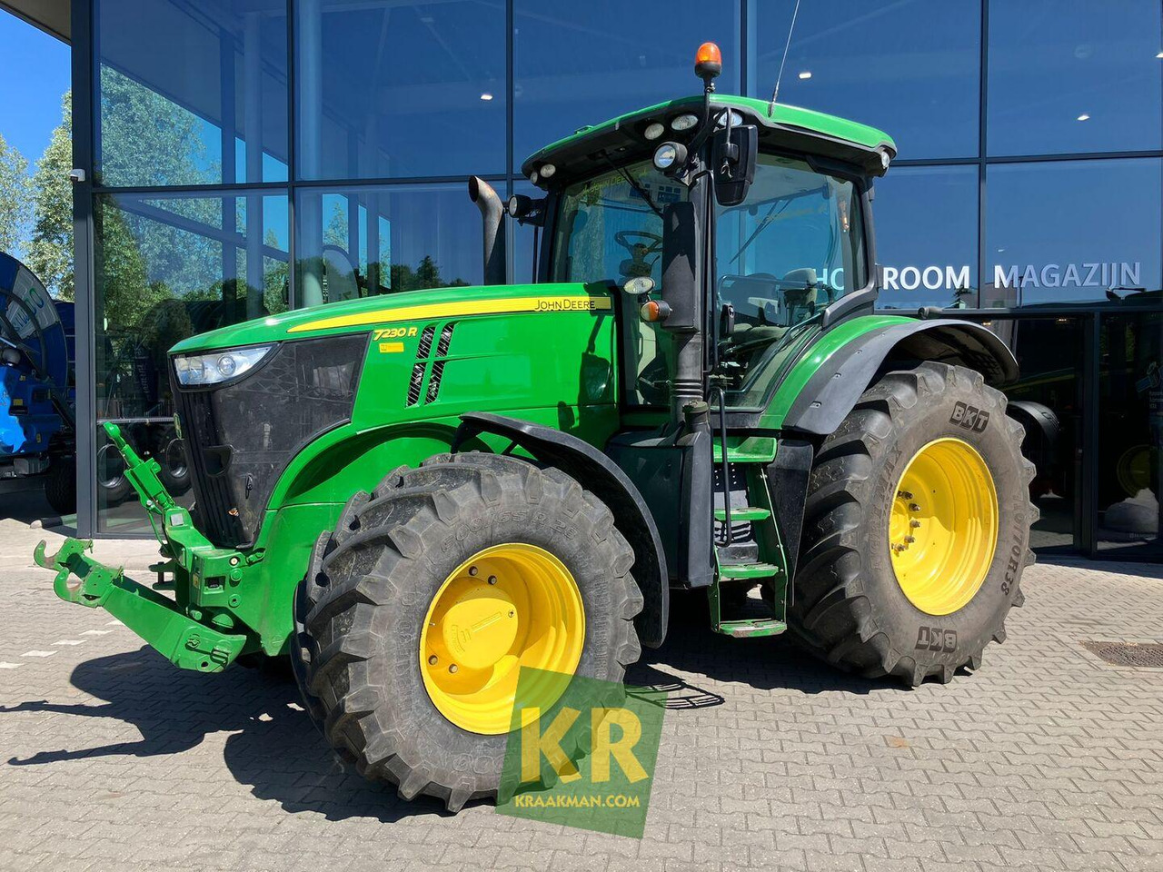 7230R John Deere - Трактор: фото 1 7230R John Deere - Трактор: фото 1