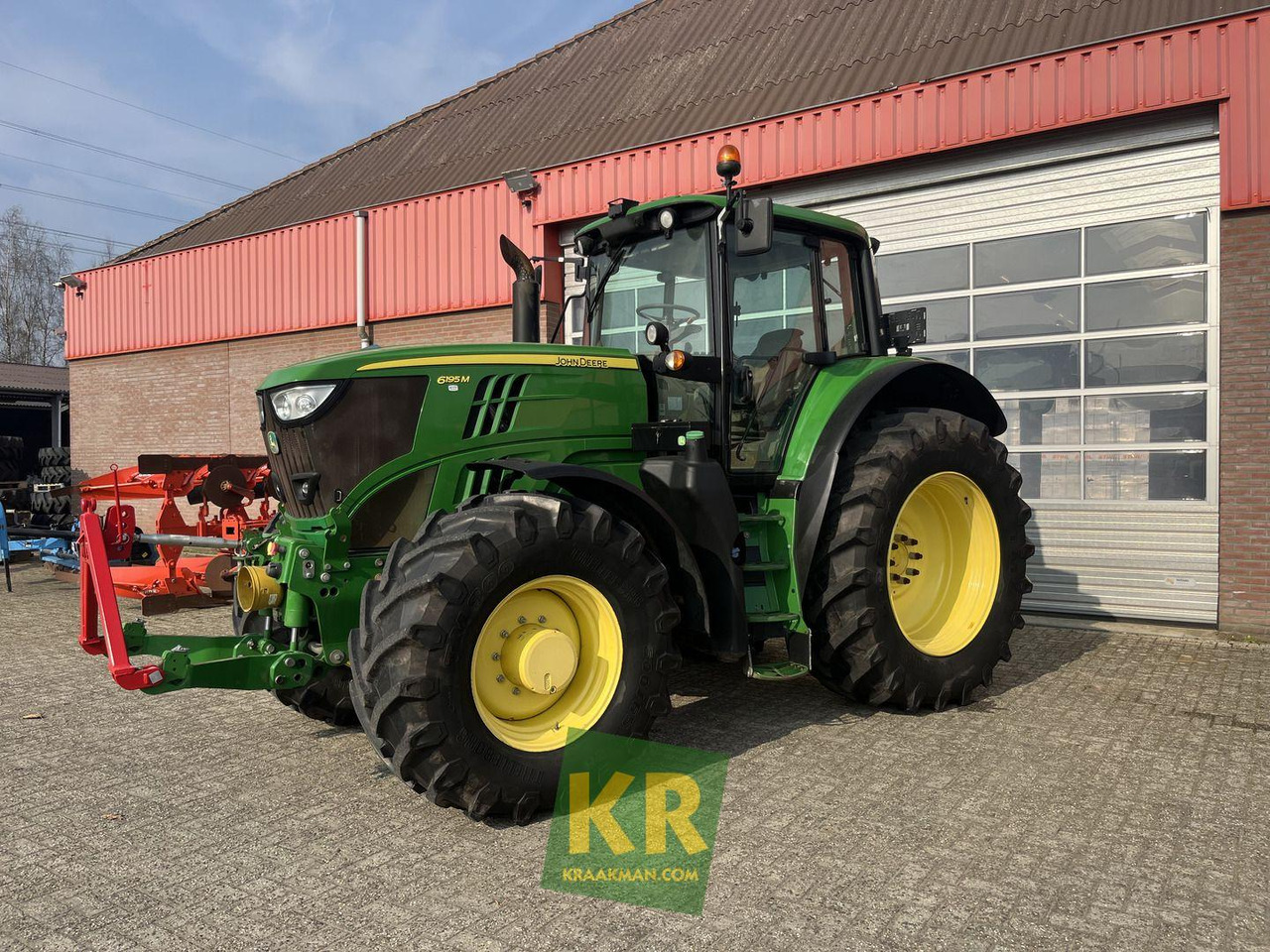 John Deere 6195M - Трактор: фото 2 John Deere 6195M - Трактор: фото 2