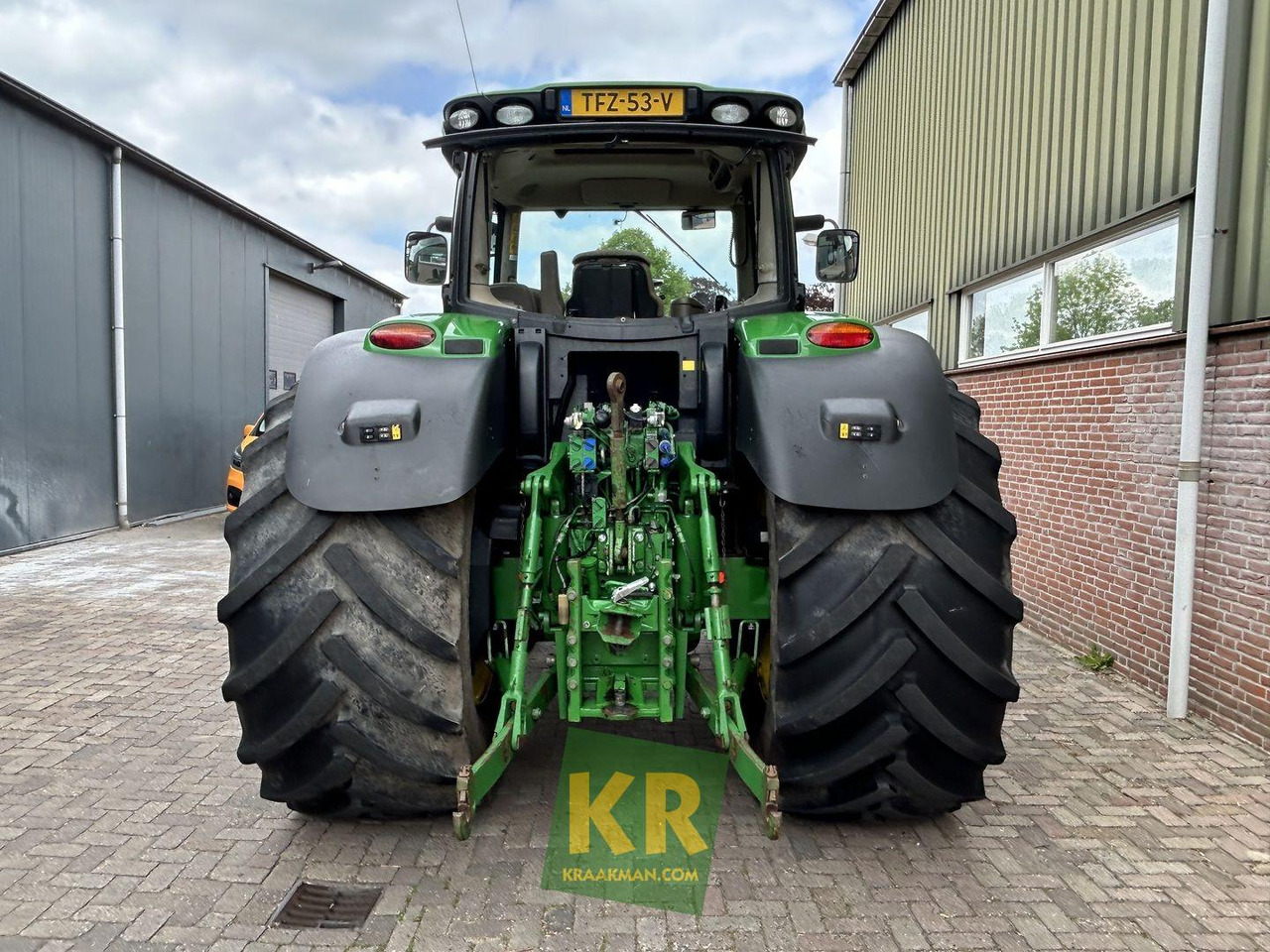 John Deere 6210R - Трактор: фото 2 John Deere 6210R - Трактор: фото 2