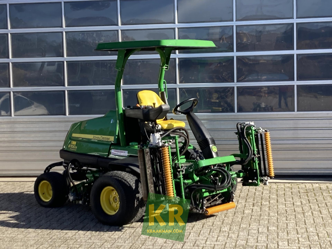 John Deere 8700A PRECISIONCUT - Газонокосилка: фото 1 John Deere 8700A PRECISIONCUT - Газонокосилка: фото 1