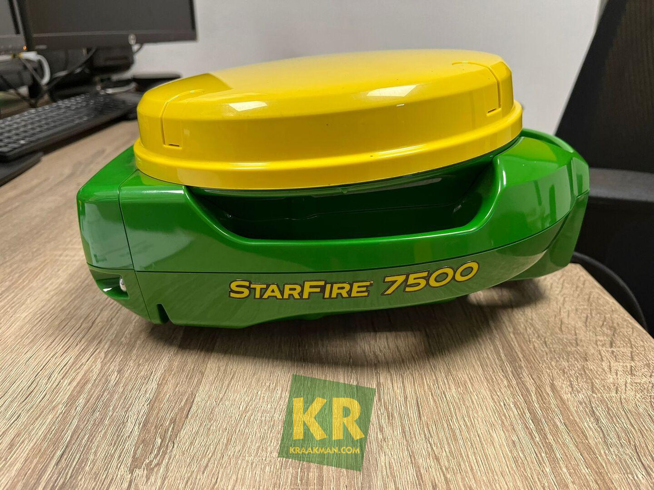 John Deere STARFIRE 7500 RECEIVER - Система навигации: фото 2 John Deere STARFIRE 7500 RECEIVER - Система навигации: фото 2