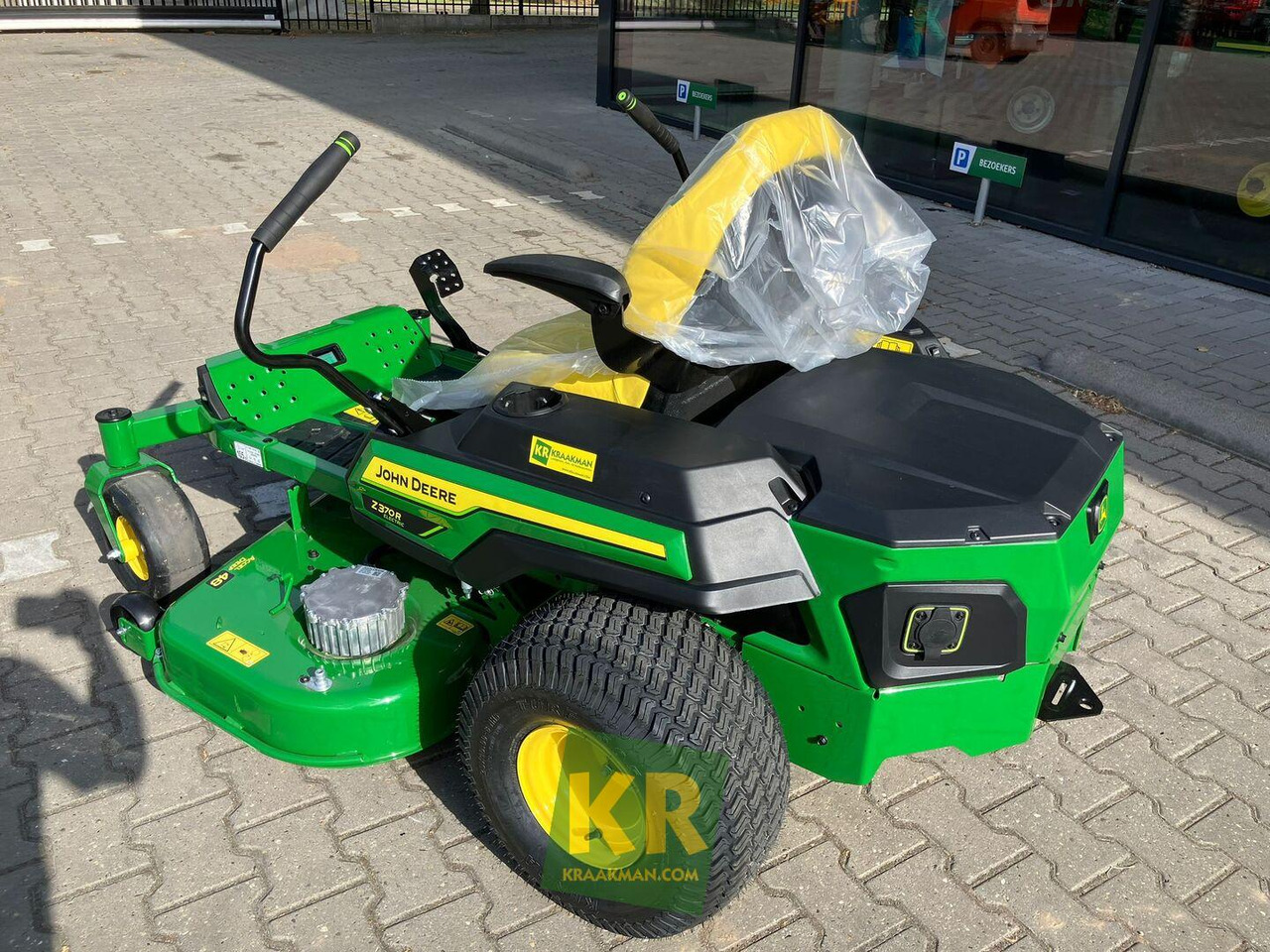 John Deere Z370R ELECTRIC - Газонокосилка: фото 2 John Deere Z370R ELECTRIC - Газонокосилка: фото 2
