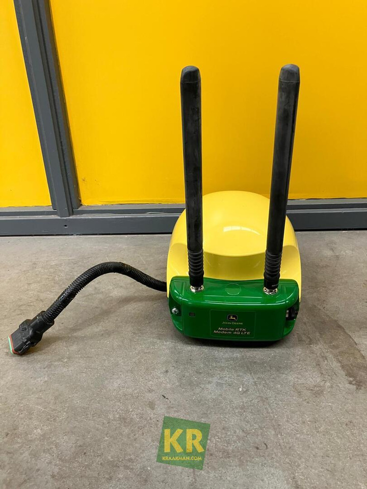 Starfire 6000 ontvanger John Deere - Система навигации для Сельскохозяйственной техники: фото 2 Starfire 6000 ontvanger John Deere - Система навигации для Сельскохозяйственной техники: фото 2
