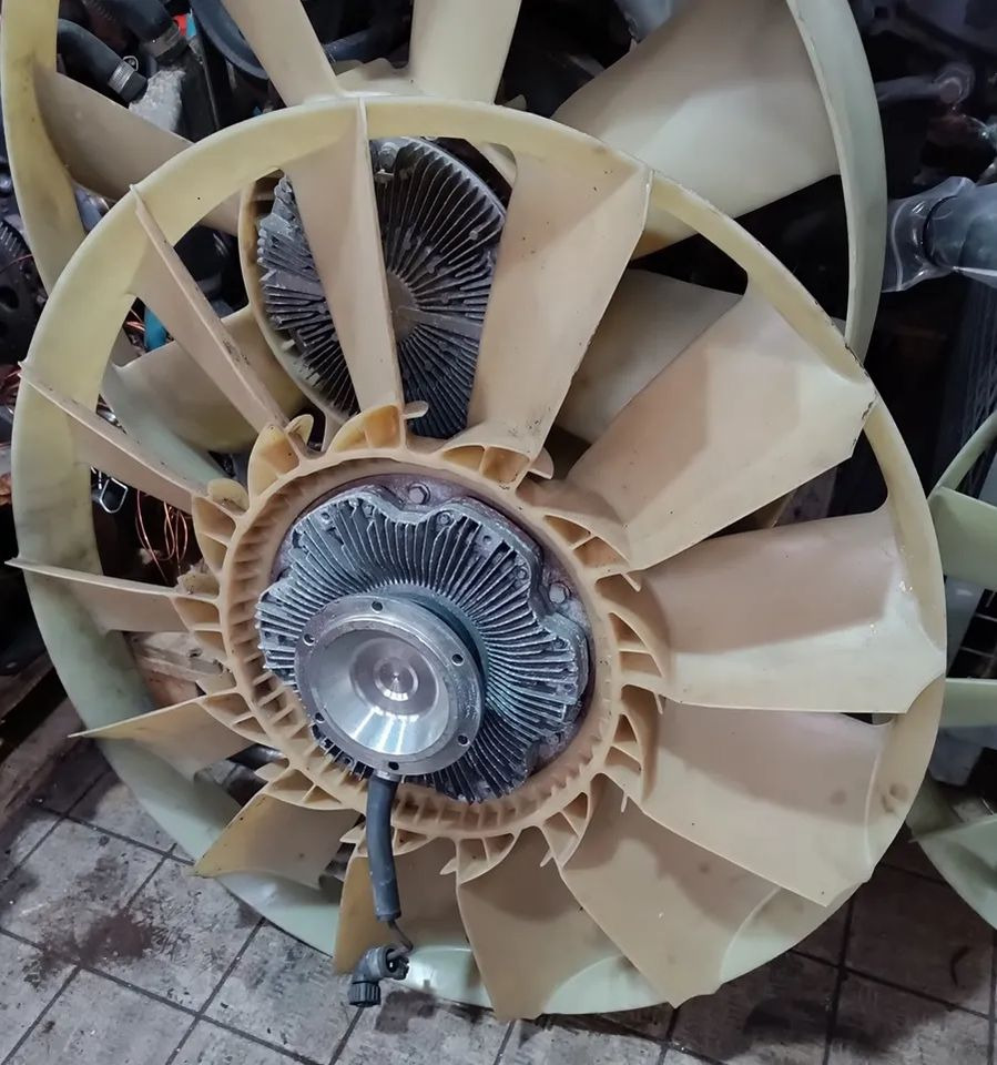 WENTYLATOR VISCO WISCO SPRZĘGŁO MERCEDES ACTROS MP4 4702000422 - Вентилятор: фото 2 WENTYLATOR VISCO WISCO SPRZĘGŁO MERCEDES ACTROS MP4 4702000422 - Вентилятор: фото 2