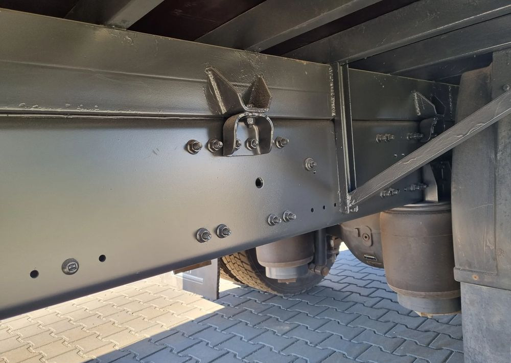 Грузовик с закрытым кузовом Renault Premium 270: фото 10 Грузовик с закрытым кузовом Renault Premium 270: фото 10