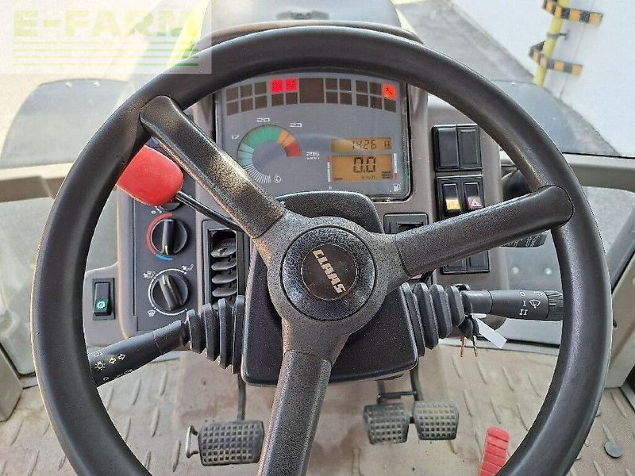 Трактор CLAAS ares 826: фото 14