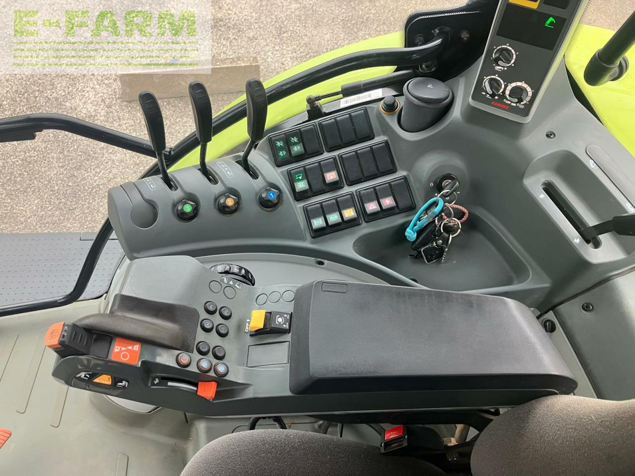 Трактор CLAAS arion 630 t4i: фото 13 Трактор CLAAS arion 630 t4i: фото 13