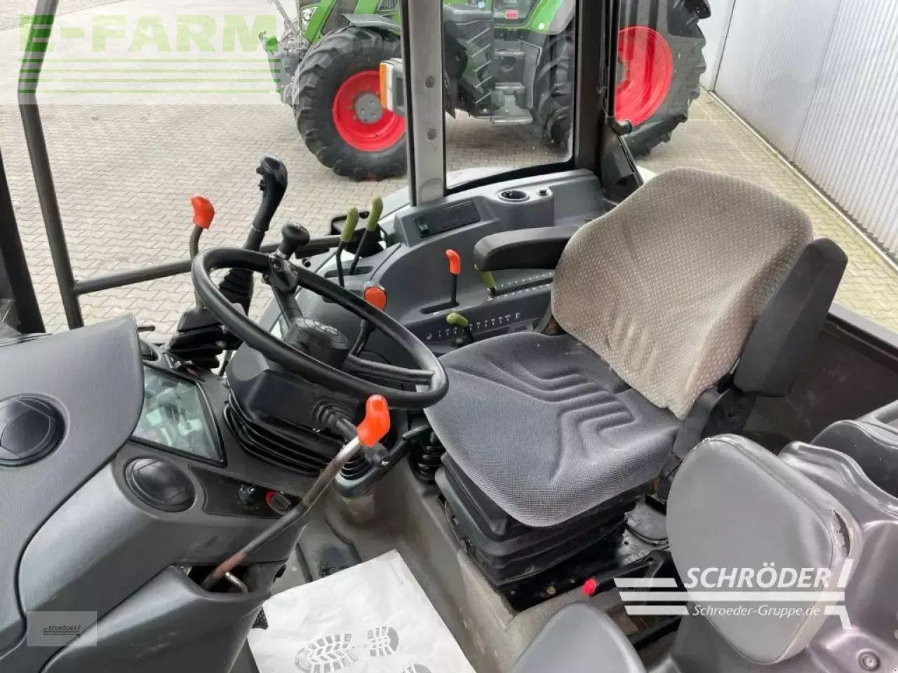 Трактор CLAAS celtis 426: фото 16