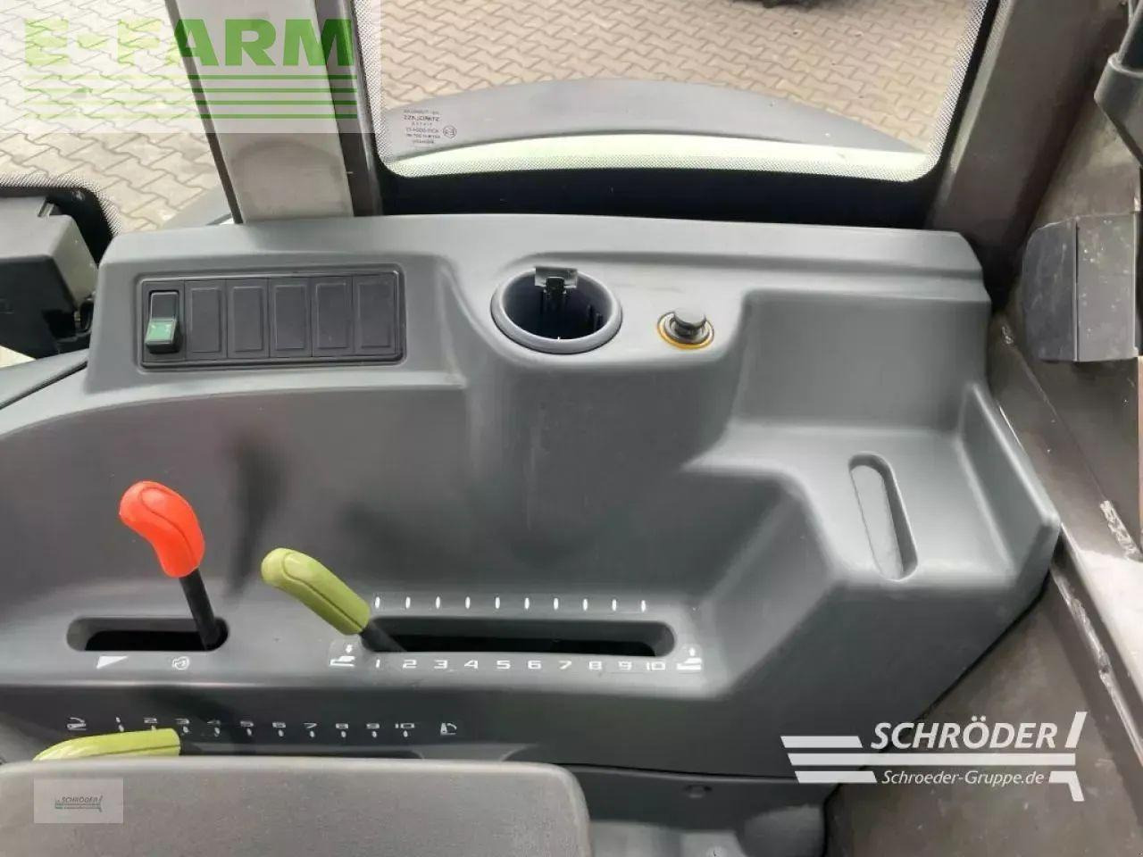 Трактор CLAAS celtis 426: фото 20