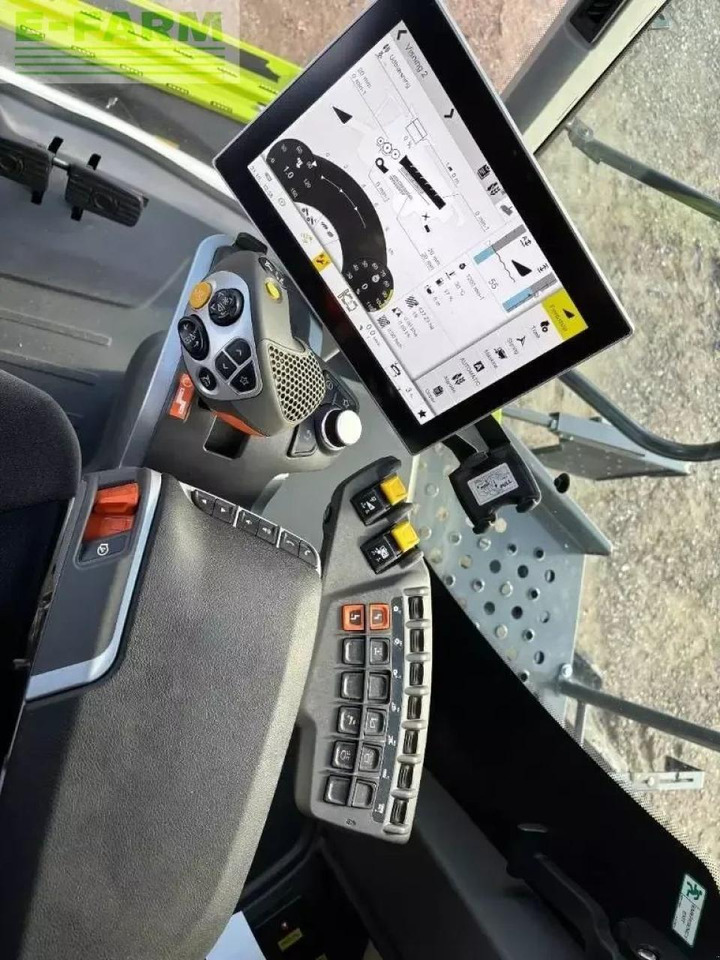 Зерноуборочный комбайн CLAAS lexion 8800 4wd: фото 15 Зерноуборочный комбайн CLAAS lexion 8800 4wd: фото 15