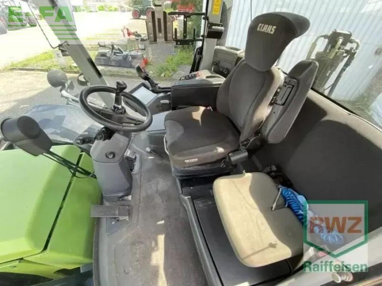 Трактор CLAAS xerion 3300 trac vc TRAC VC: фото 8