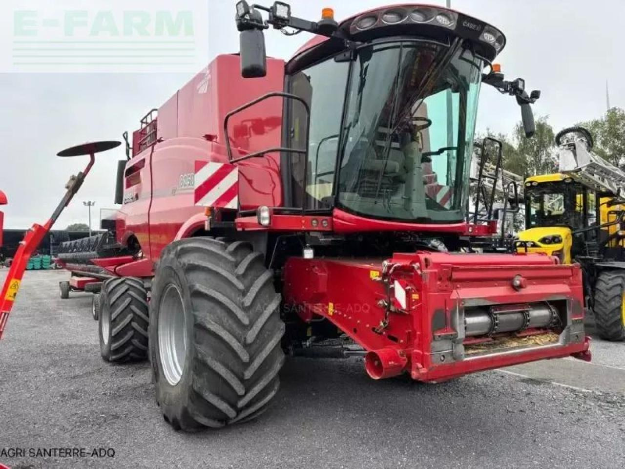 Case-IH axial-flow 8250 - Зерноуборочный комбайн: фото 2 Case-IH axial-flow 8250 - Зерноуборочный комбайн: фото 2