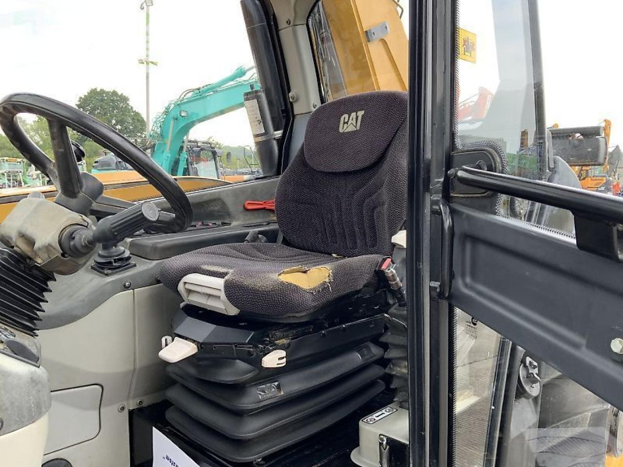 Телескопический погрузчик Caterpillar cat th407 ag telehandler (st23207): фото 16