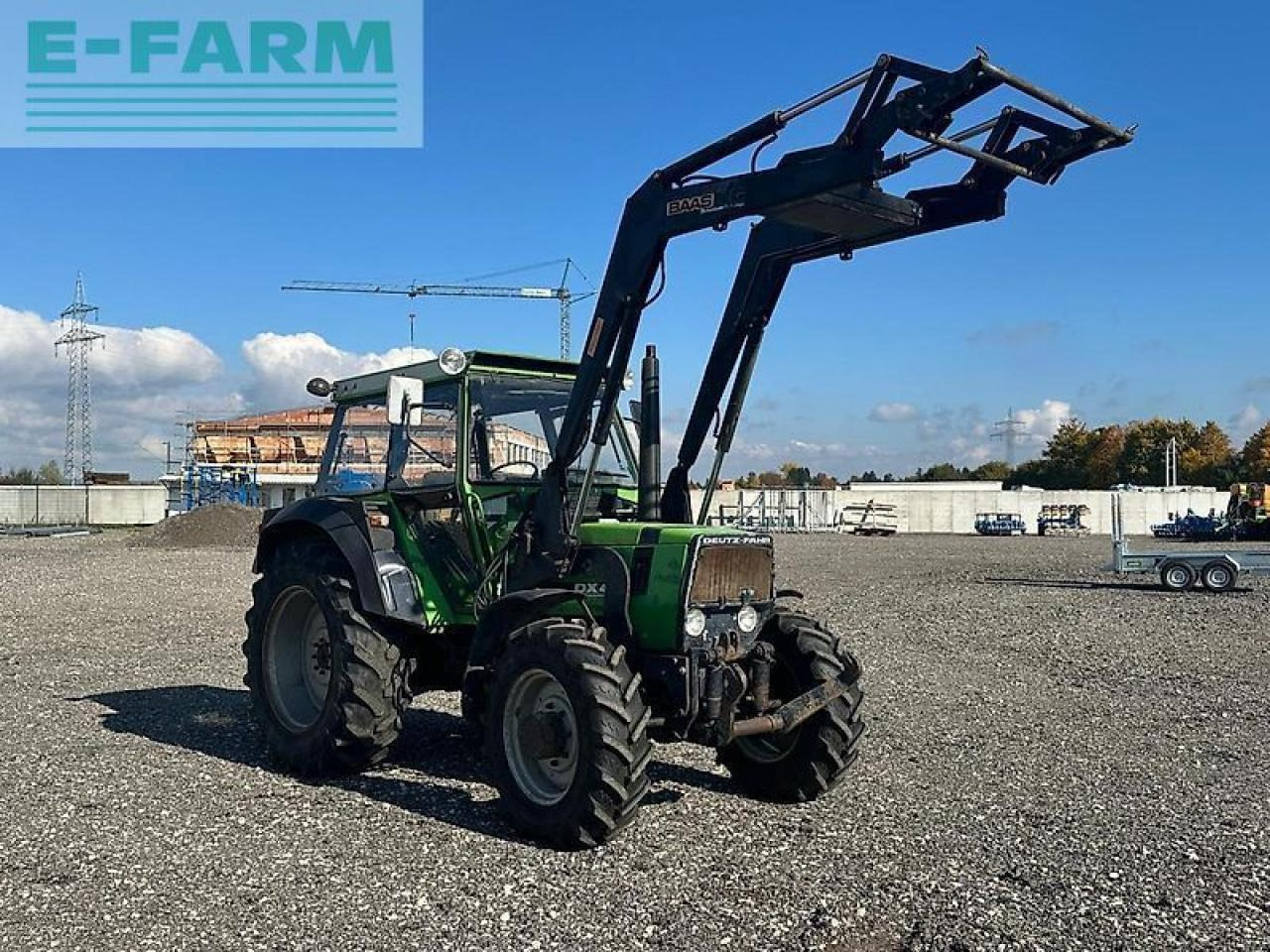 Deutz-Fahr dx 4.50 mit frontlader und fronthydraulik - Трактор: фото 2 Deutz-Fahr dx 4.50 mit frontlader und fronthydraulik - Трактор: фото 2