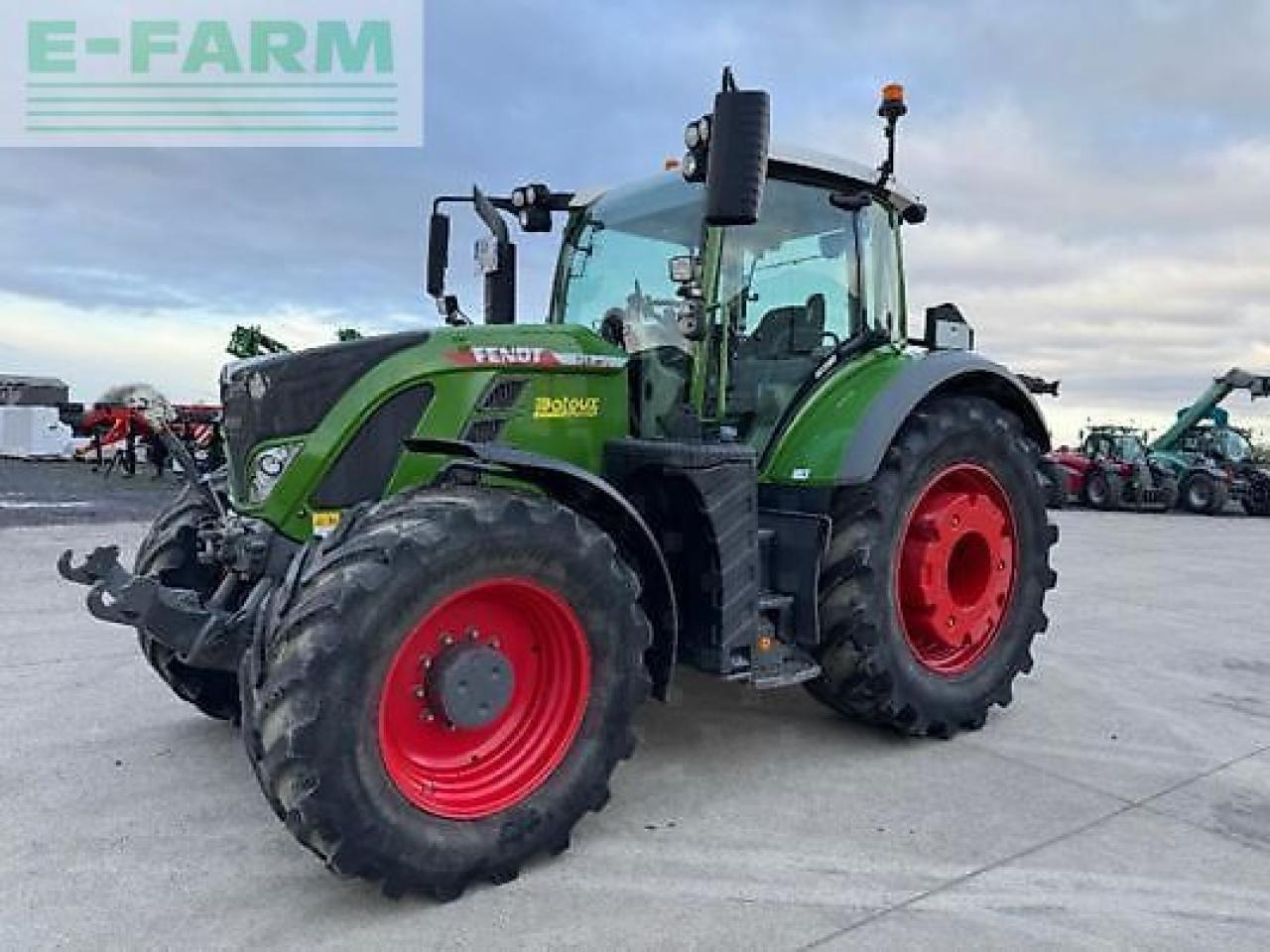 Fendt 724 profi plus - Трактор: фото 1 Fendt 724 profi plus - Трактор: фото 1