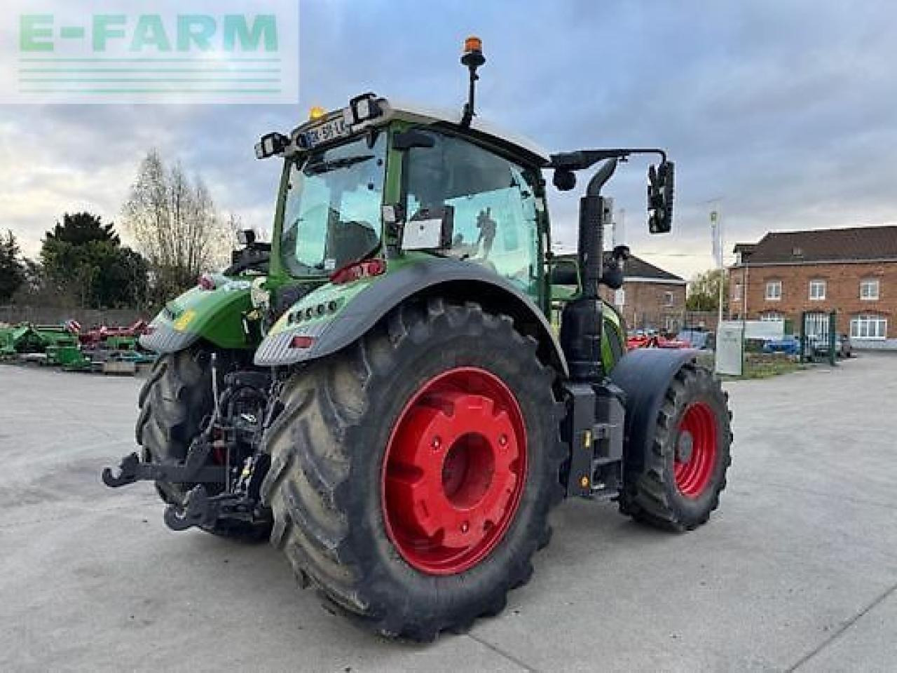 Fendt 724 profi plus - Трактор: фото 4 Fendt 724 profi plus - Трактор: фото 4