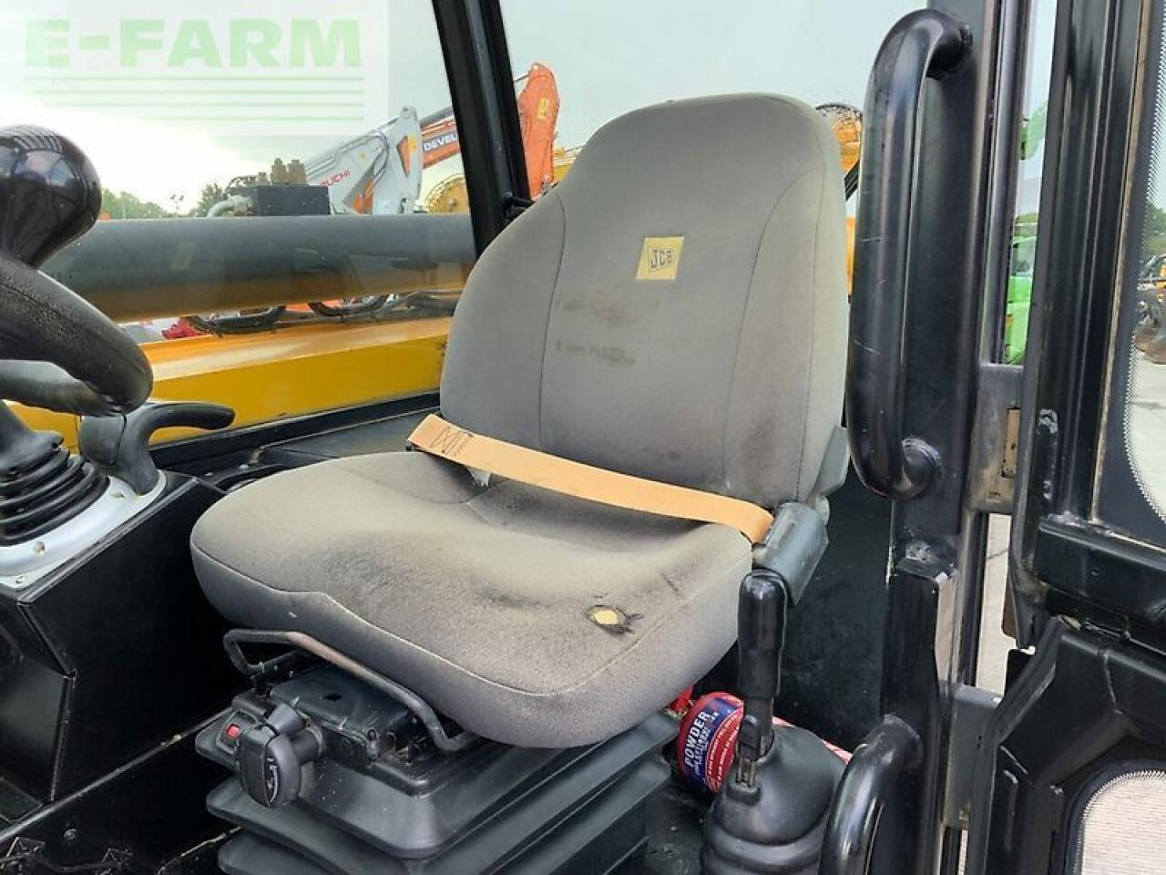 Телескопический погрузчик JCB 540-170 telehandler (st23059): фото 12