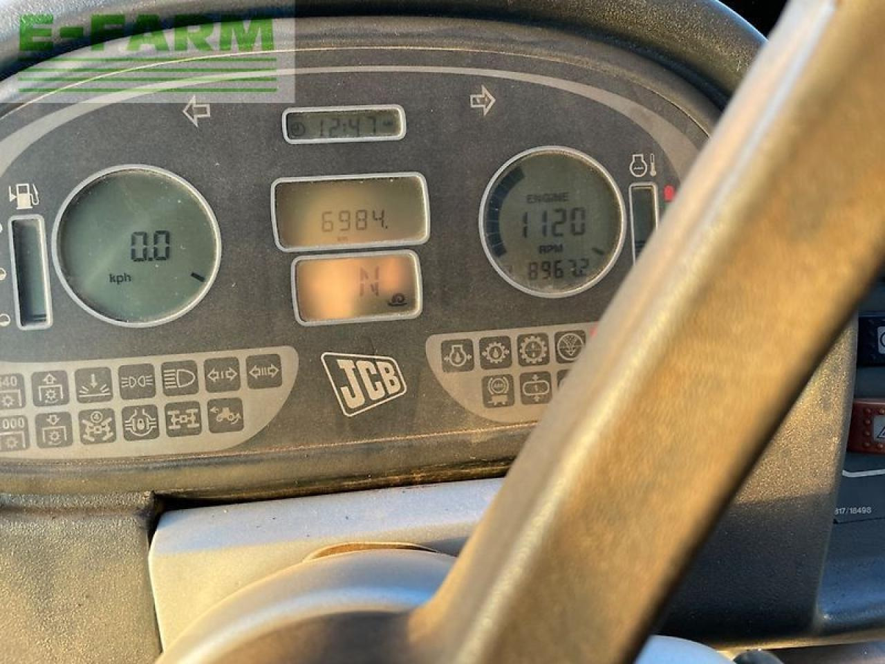 Трактор JCB fastrac 3200: фото 16