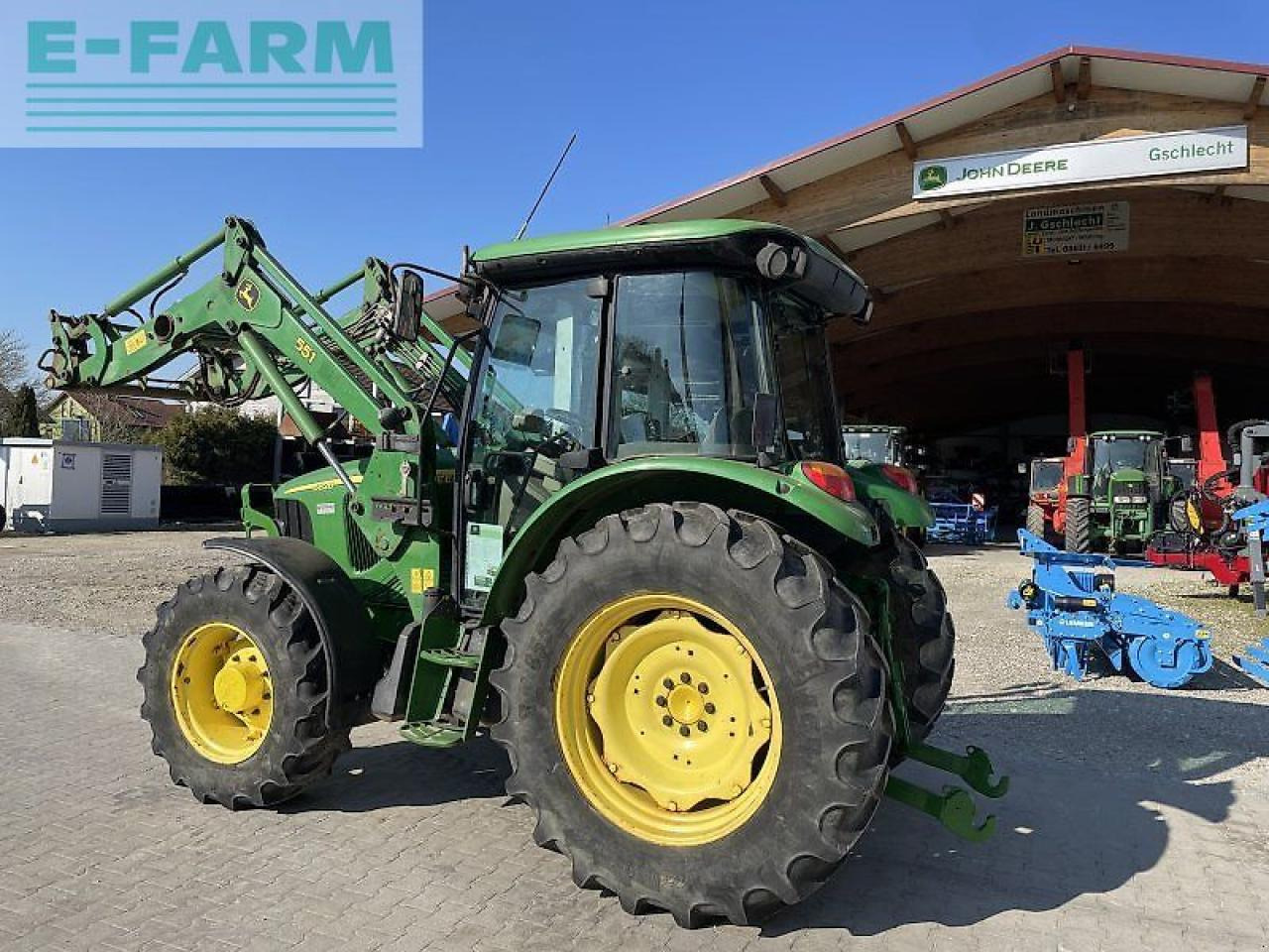 Трактор John Deere 5620 fl premium: фото 8 Трактор John Deere 5620 fl premium: фото 8