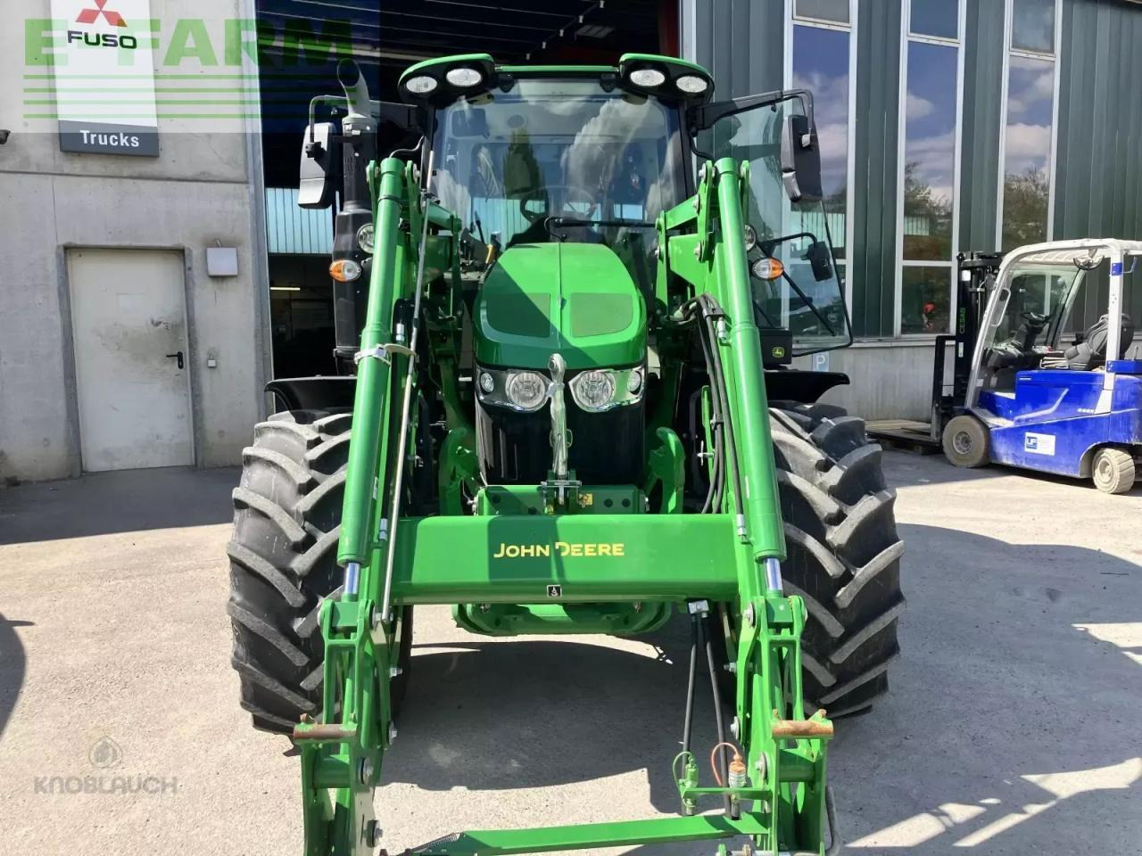 Трактор John Deere 6100 m: фото 9