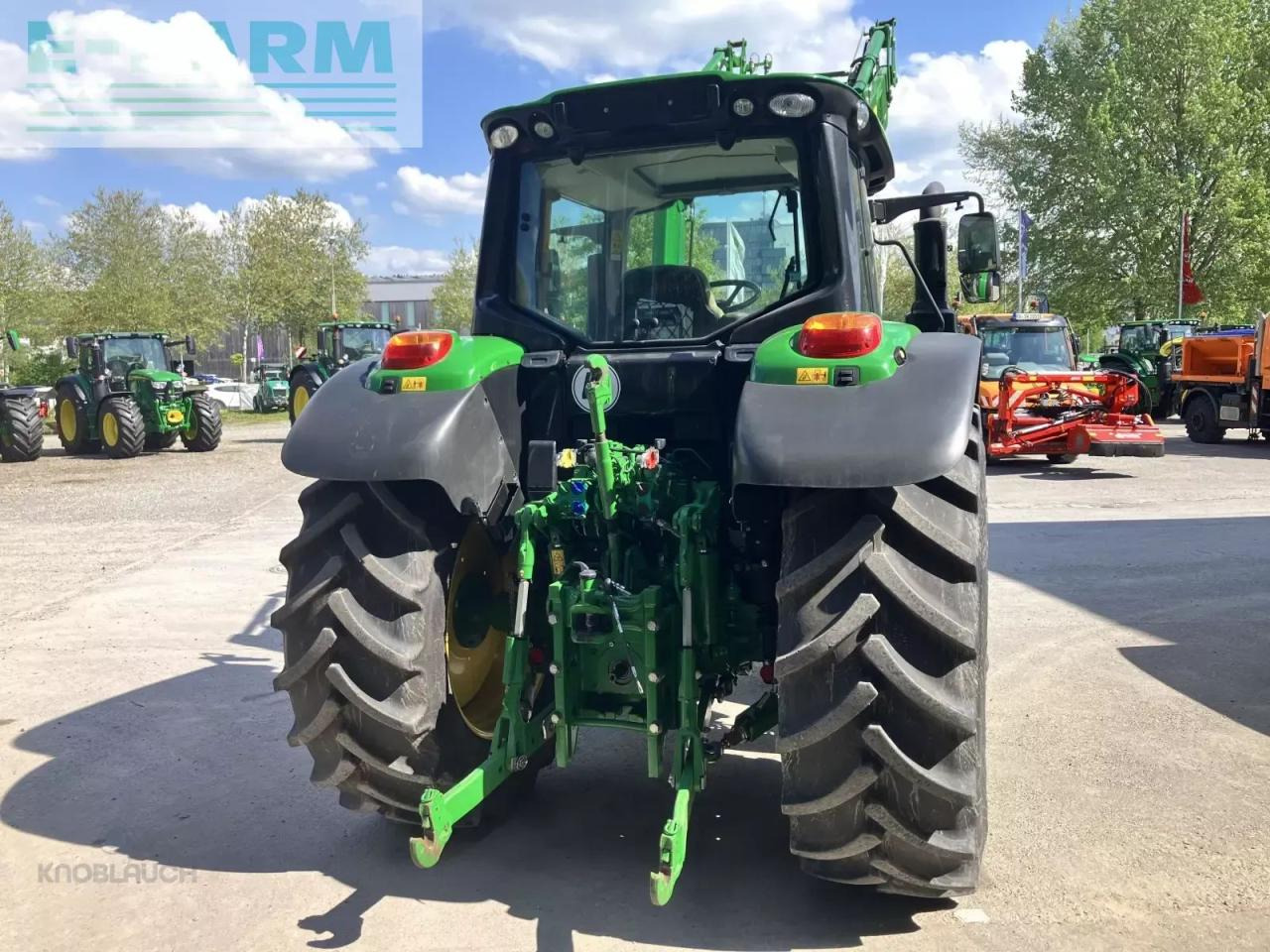 Трактор John Deere 6100 m: фото 6