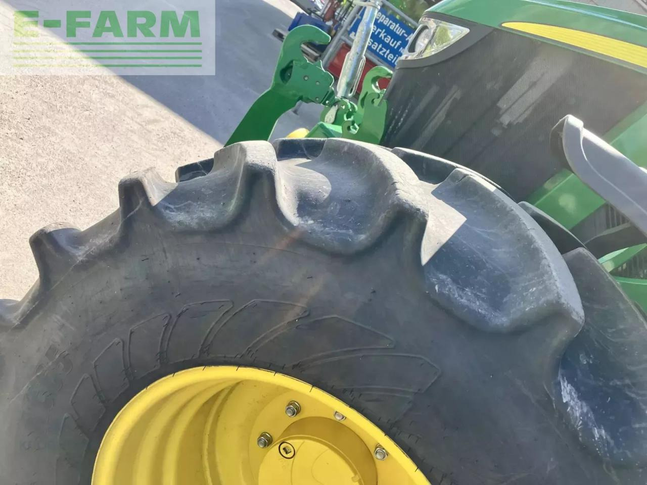 Трактор John Deere 6100 m: фото 10