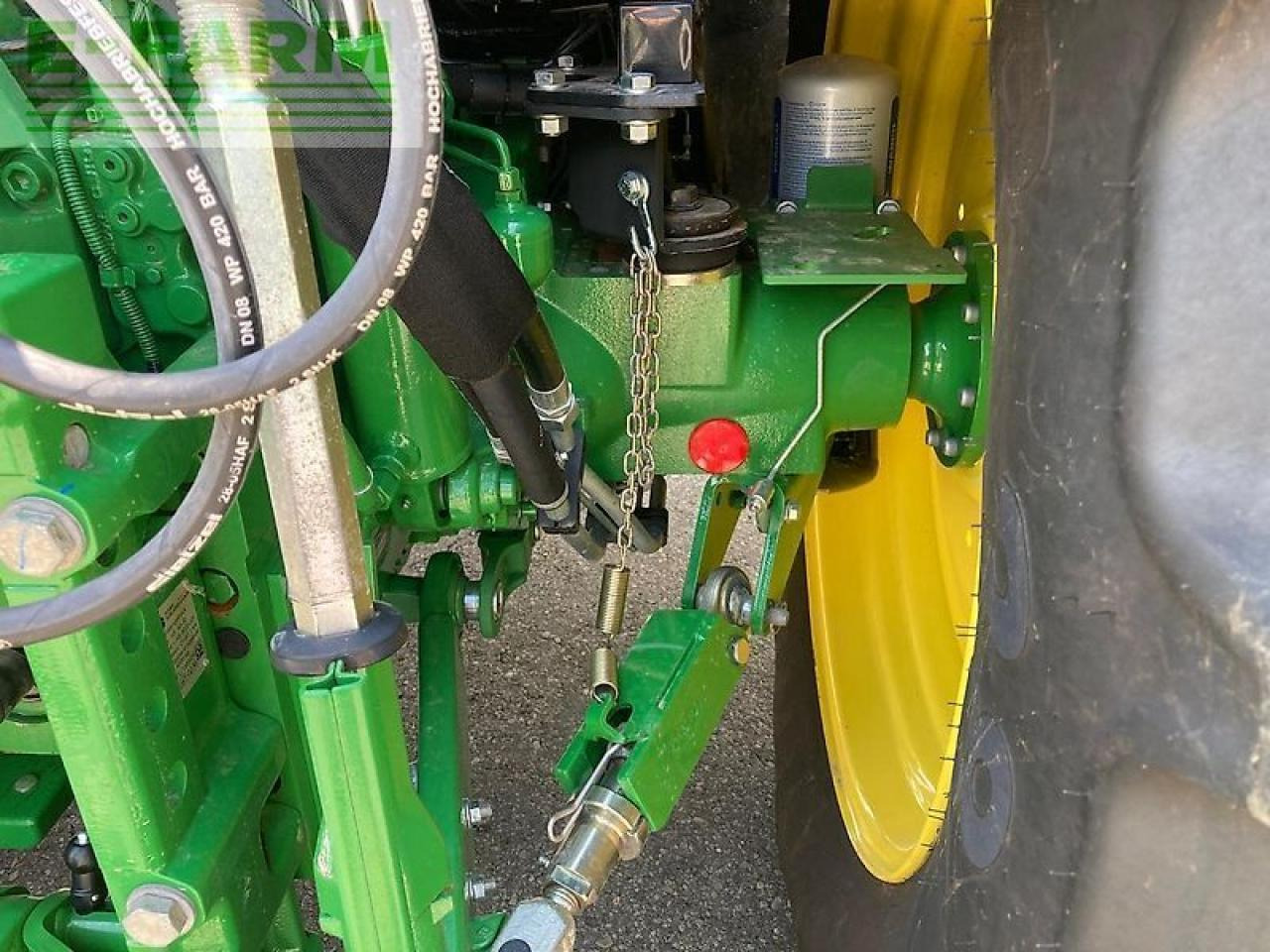 Трактор John Deere 6100m: фото 8