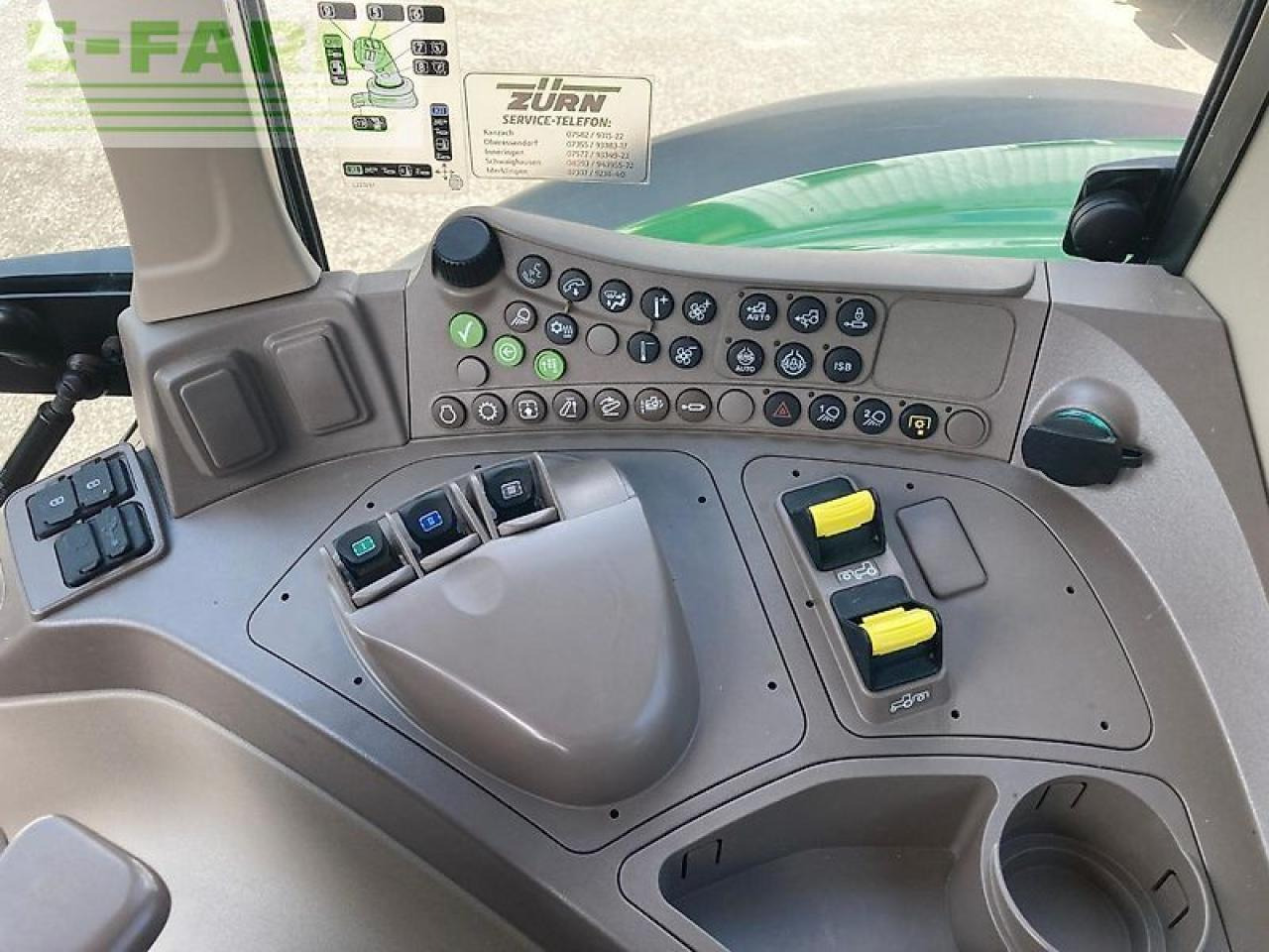 Трактор John Deere 6100m: фото 18