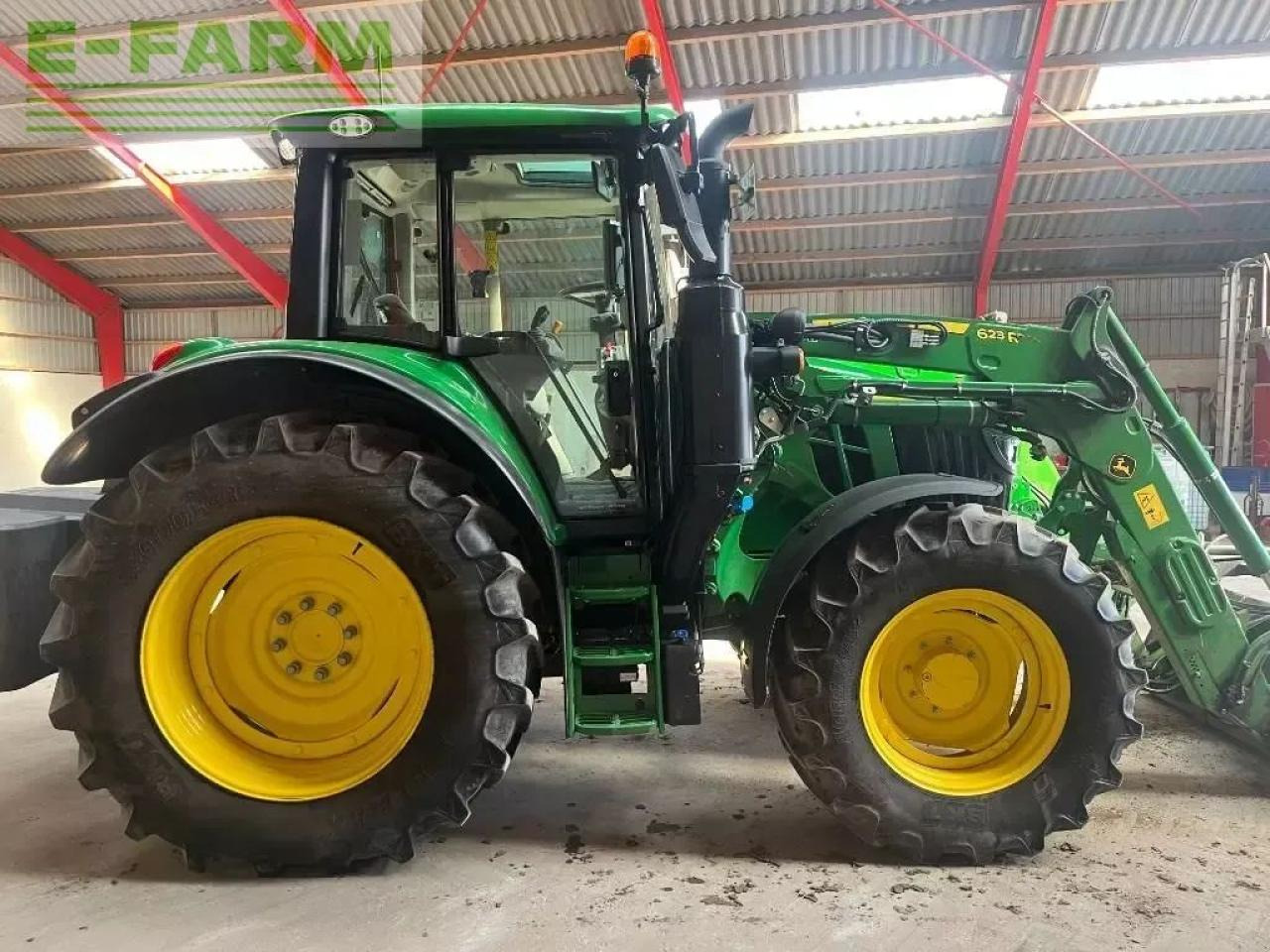 John Deere 6120 m - Трактор: фото 4 John Deere 6120 m - Трактор: фото 4
