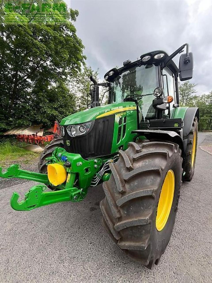Трактор John Deere 6120m: фото 7